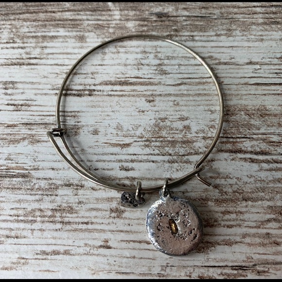 Fleur de lis Crystal Encrusted Charm Silver Bracelet - Picture 3 of 5